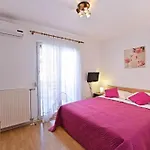In With Balcony, Air Conditioning, Wifi 819-7 Appartamento