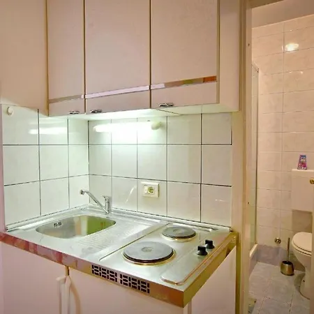 In With Balcony, Air Conditioning, Wifi 819-7