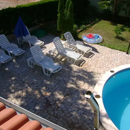 Apartment In With Balcony, Air Conditioning, Wifi 819-7 Porec