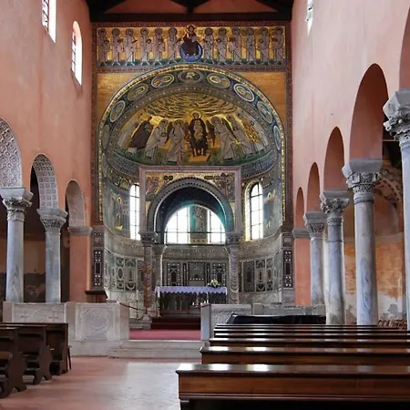 Apartment In With Balcony, Air Conditioning, Wifi 819-7 *