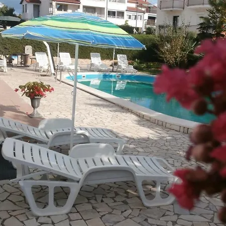 Apartment In With Balcony, Air Conditioning, Wifi 819-7