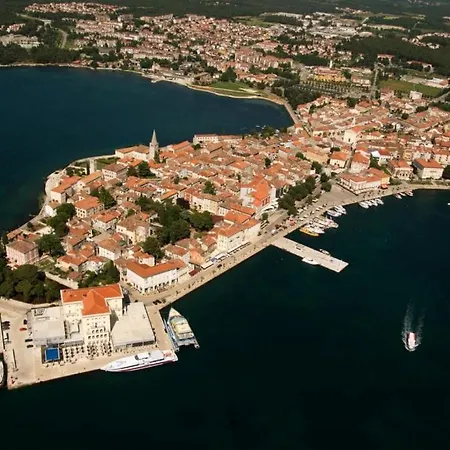 Apartment In With Balcony, Air Conditioning, Wifi 819-7 Porec